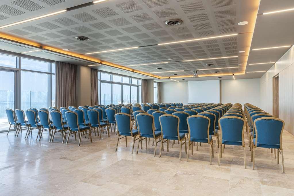 Hilton Santa Marta Hotel Facilities photo