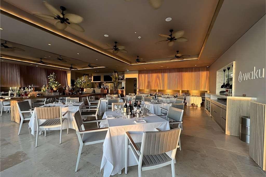 Hilton Santa Marta Hotel Restaurant photo